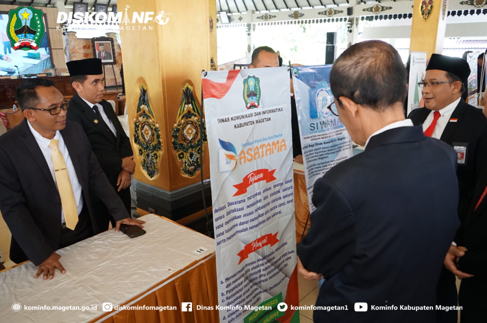 Fungsi penting publik agen dalam pelayanan masyarakat modern
